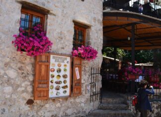 Loopholes in Wall AA